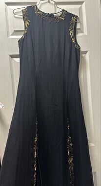 Vintage A.J. Bari Women’s black silk evening dress gold sequin beaded. size MD